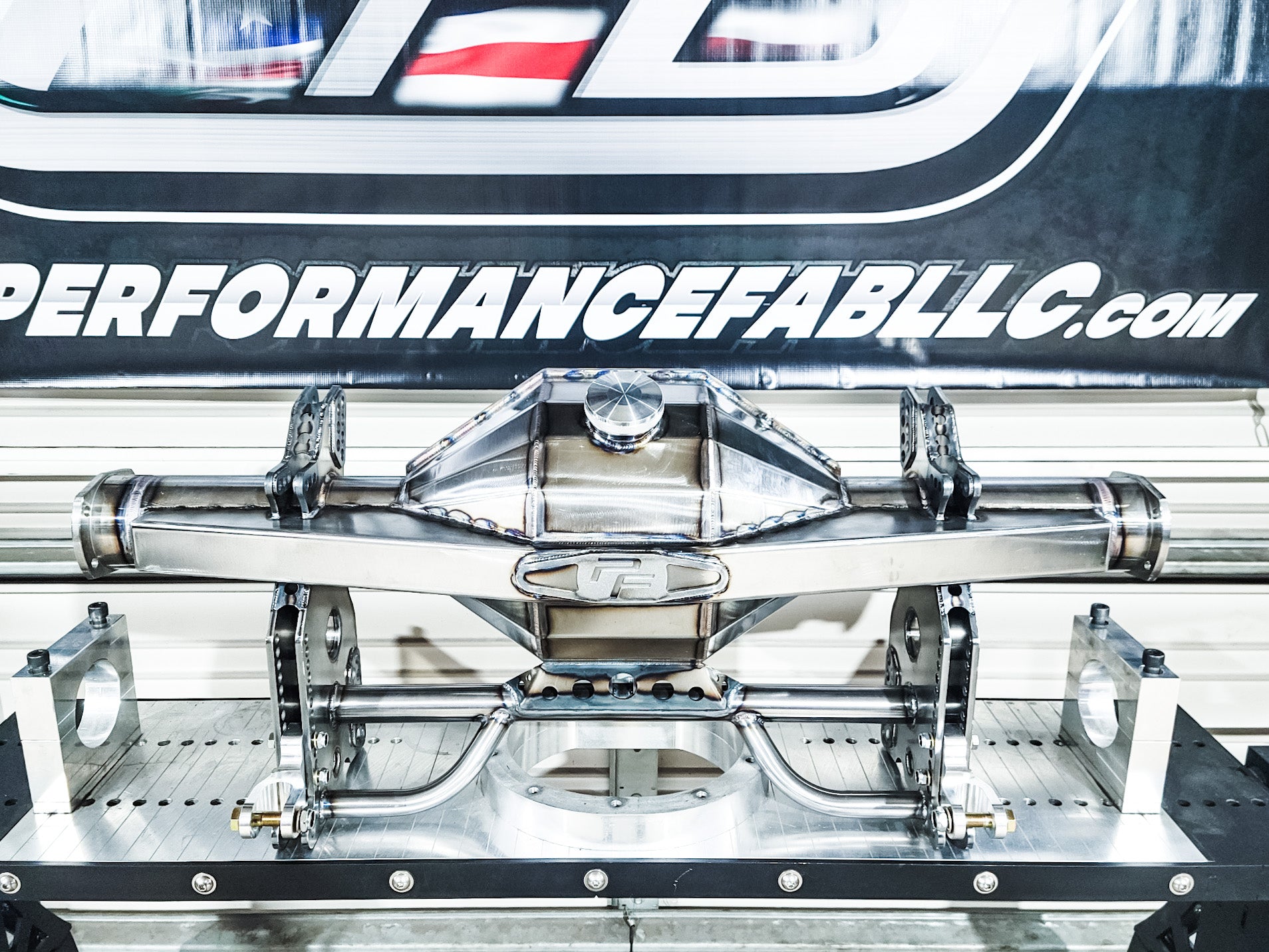 4 Link Fab 9 Housing - Chromoly – Performance Fabrication LLC